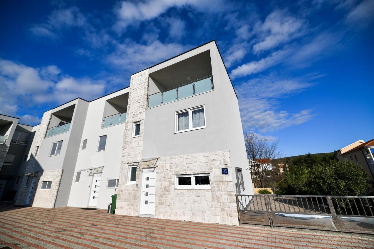 Deluxe Triplex Antea Villa Sukošan Dış mekan fotoğraf
