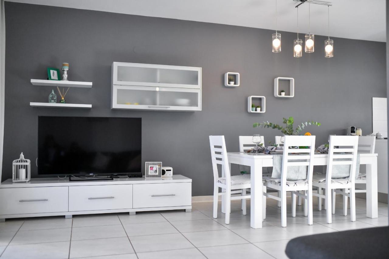 Deluxe Triplex Antea Villa Sukošan Dış mekan fotoğraf