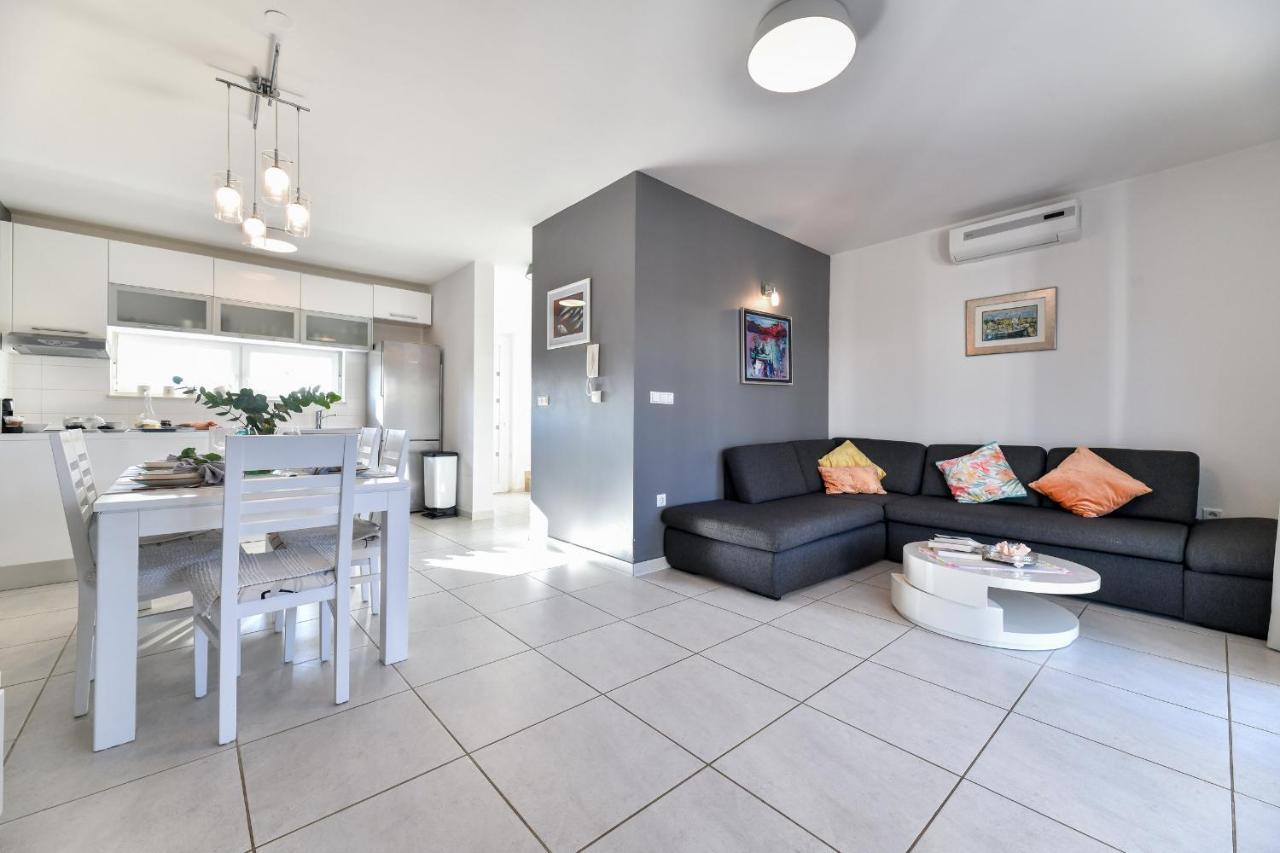 Deluxe Triplex Antea Villa Sukošan Dış mekan fotoğraf